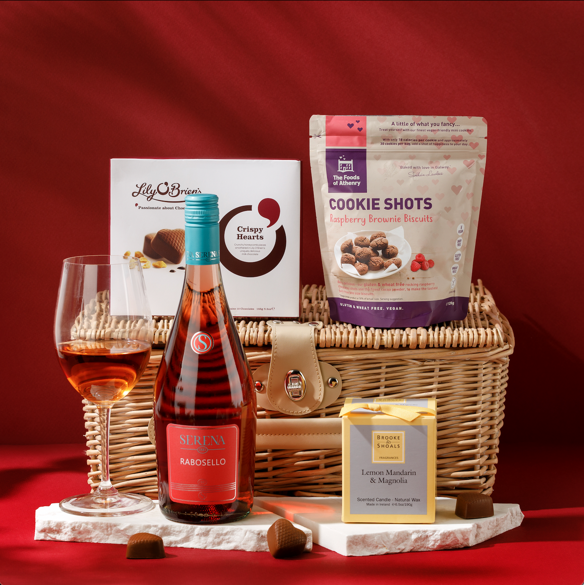 Mother&#39;s Day Prosecco &amp; Chocolates Gift Set
